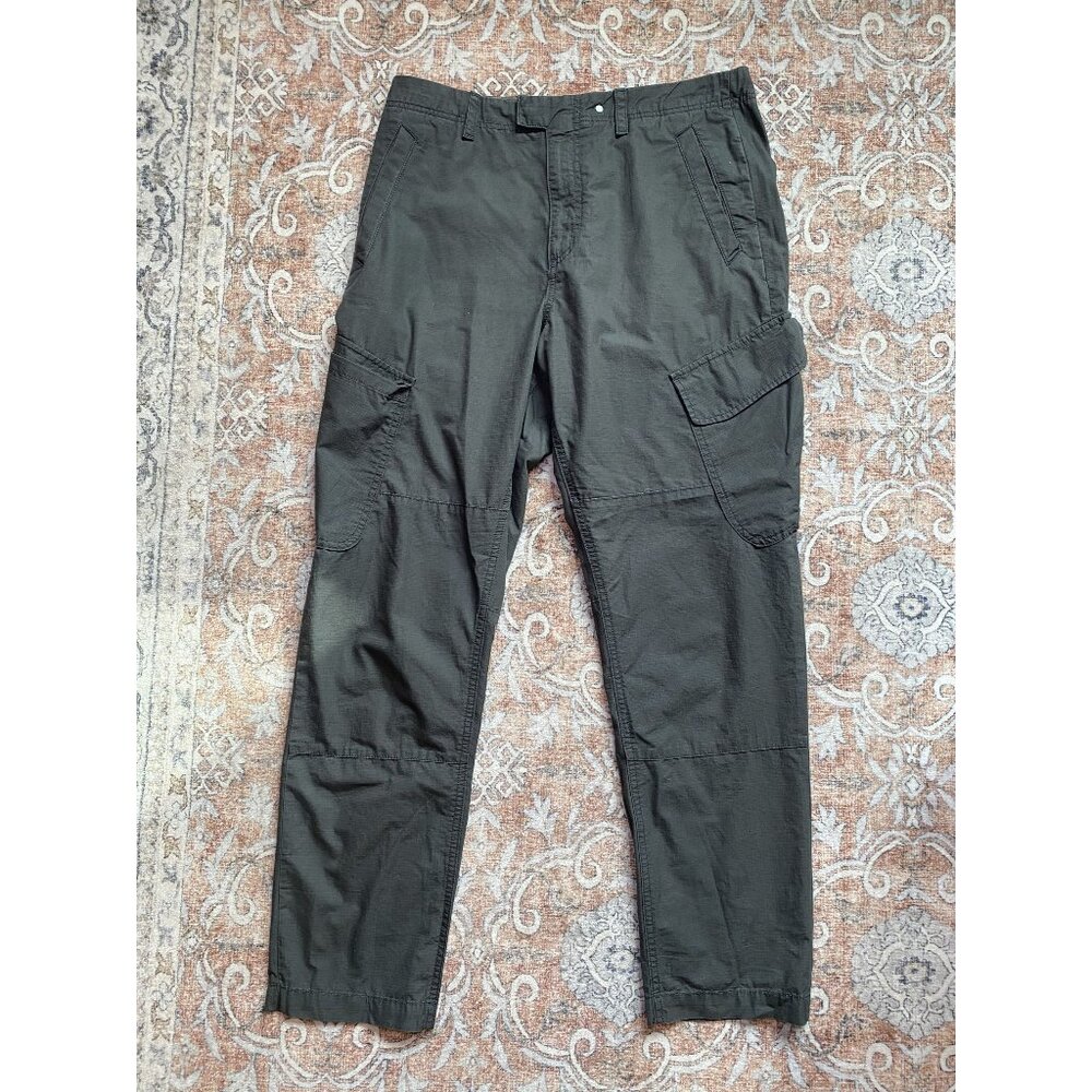 Banana Republic Men’s Tapered Fit Cargo Pants Grey 32x32